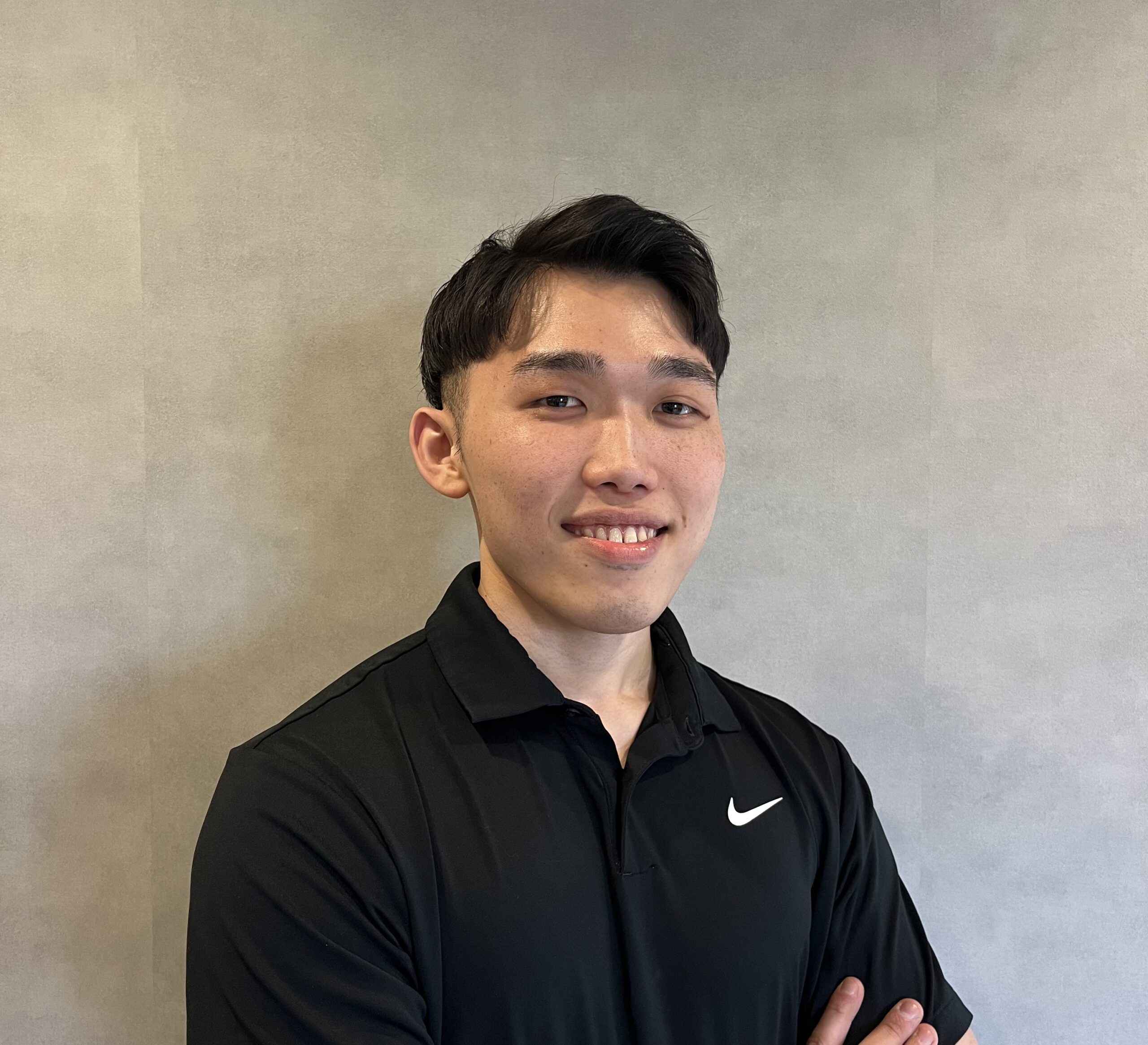 ハビットパーソナルジムインストラクターの幸平海斗