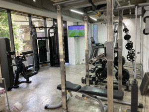 HABIT PERSONAL GYM(ハビットパーソナルジム) 池尻大橋店 トレーニングルーム