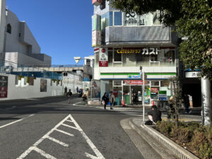 渋谷松濤店への行き方④：渋谷ファミリーマートの画像