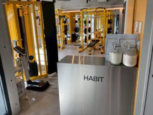 ハビットパーソナルジムの受付画像